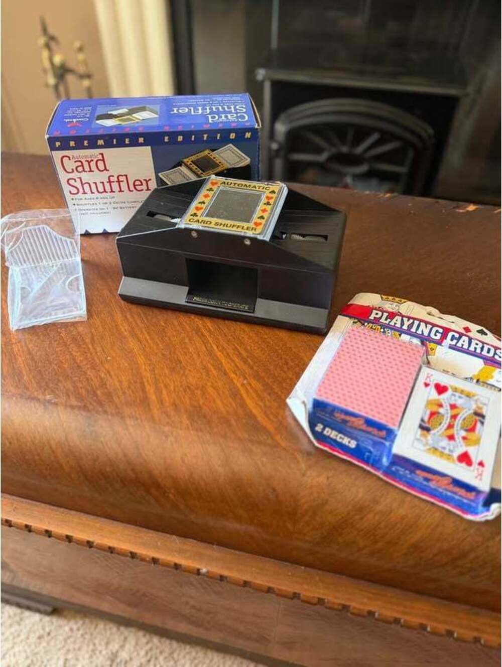 Vintage 1997 Cardinal Automatic Card Shuffler‎ w/ 2 Decks of Cards